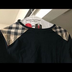 Burberry Women’s Shirt- Size Large